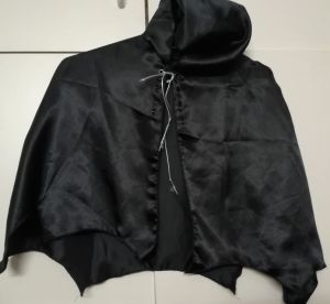 Kids Costumes to Hire - Cape - Black Satin scalloped with hood - short